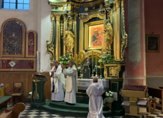 Nowenna w piotrkowskim Sanktuarium Matki Bożej