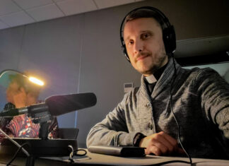 Miłość większa niż strach – nocna audycja o hospicjum w Radio Łódź, Radio nocą