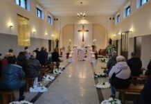 Pogrzeb w paschalnej dekoracji – takiego pogrzebu jeszcze nie odprawiałem…