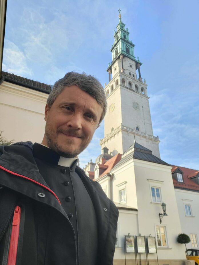 b77647ad-3950-4579-bbdb-901c44bb8078